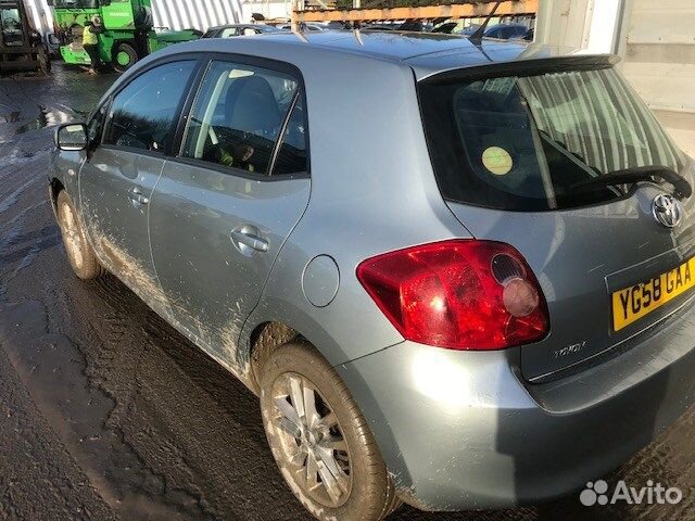 Разбор на запчасти Toyota Auris E15