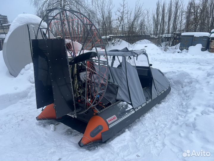 Аэролодка 'Сокол 70 с поддувом'