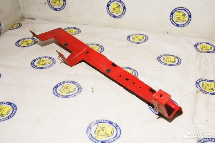 Кронштейн угла кабины левый 20731735 volvo, FH