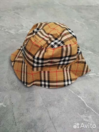 Панама Burberry