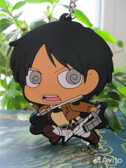 Аниме брелок Атака титанов Shingeki no kyojin Леви