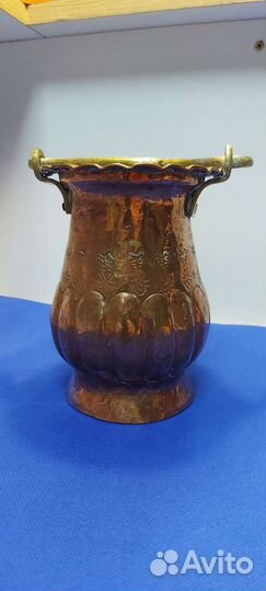 Антикварное медное кашпо