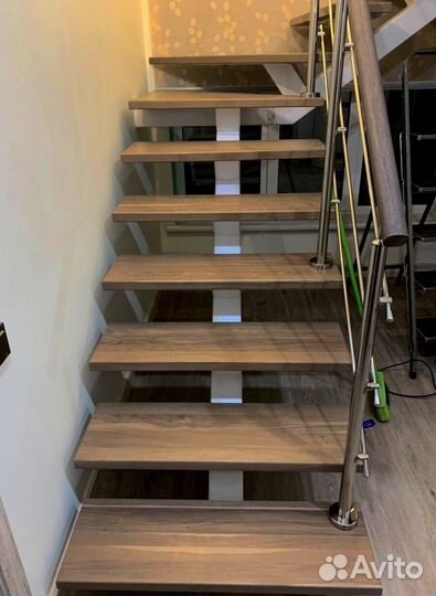 Металлокаркас для лестницы 