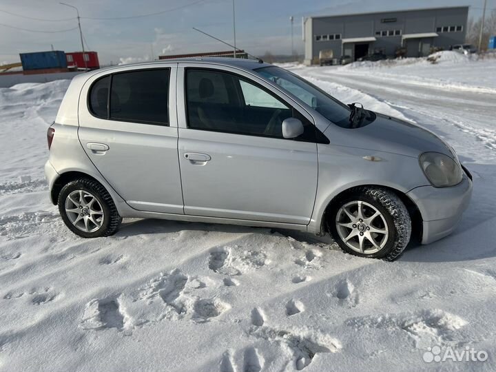 Toyota Vitz 1.0 AT, 2000, 65 000 км