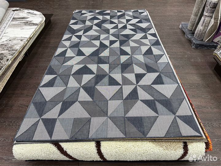 Ковер, циновка 2х3.9 новый