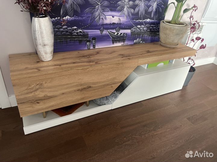 Тумба под тв