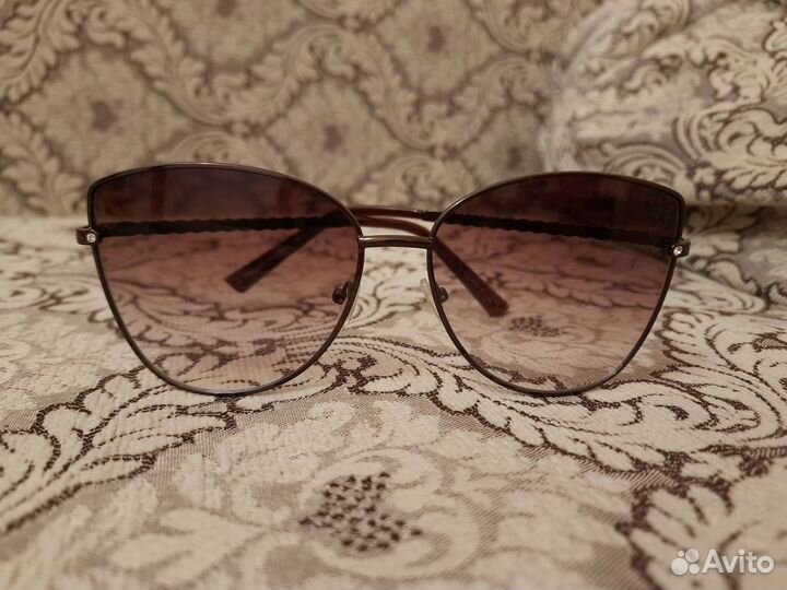 Солнцезащитные очки женские