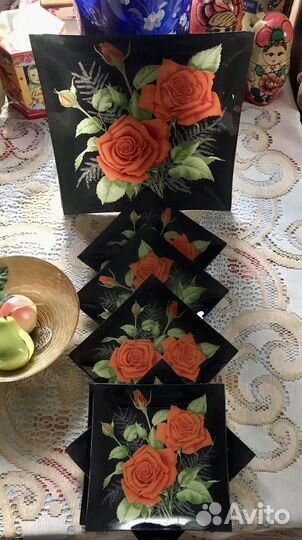 Набор квадратных тарелок 6+1