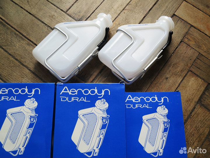 Наклейки, детали, аксессуары для велосипедов