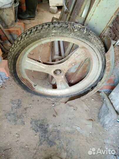 Колесо на садовую тележку СССР