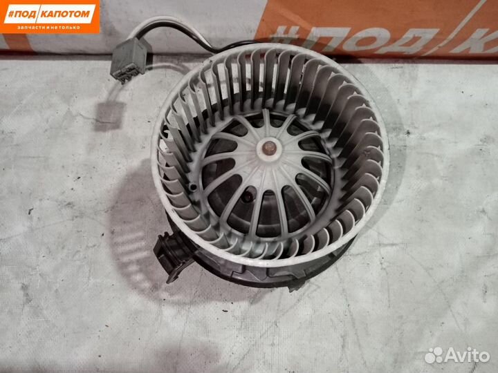 Моторчик печки Opel Astra J (2009 - 2012) 25020139