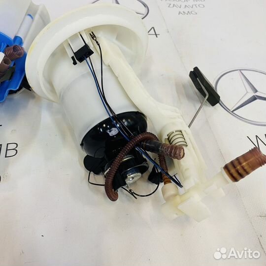 Бензонасос Mercedes W204 W207 W212