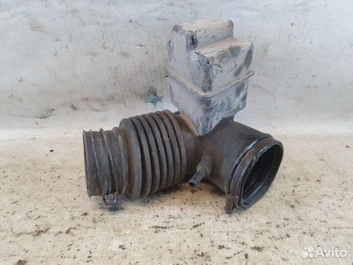 Патрубок Hyundai Sonata 5 G4GC 2008