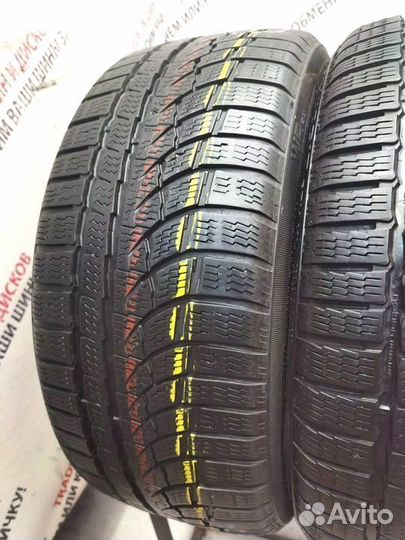 Nokian Tyres WR A4 215/40 R17 87V