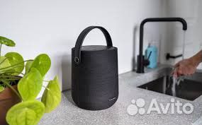 Умная колонка Harman Kardon