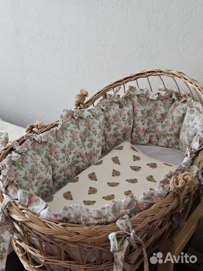 Кроватка люлька плетеная
