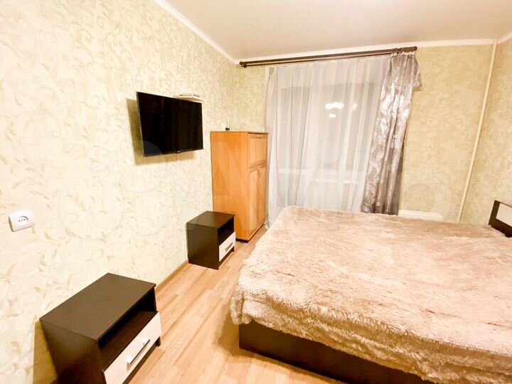 2-к. квартира, 55 м², 8/10 эт.