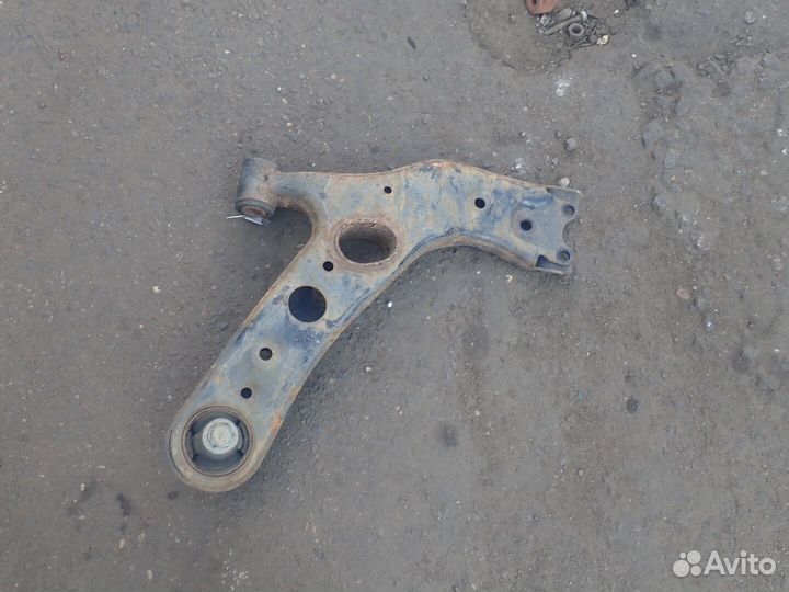 Рычаг подвески Toyota RAV 4, 2016