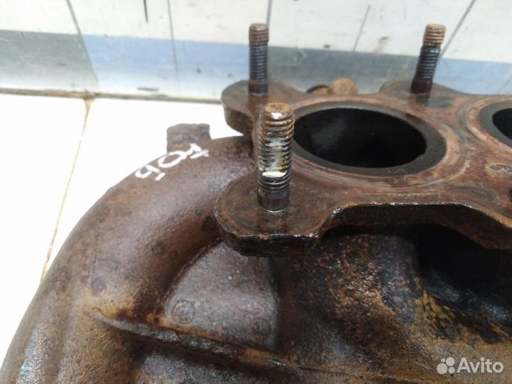 Коллектор выпускной Jetta 2006-2011