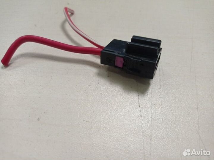 Разъем электрический Skoda Rapid NH3 cfna (1600CC