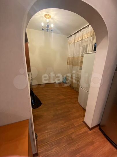 4-к. квартира, 112 м², 1/10 эт.