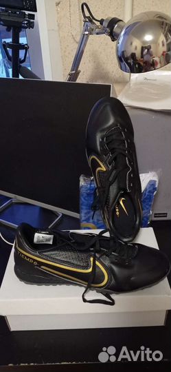 Футбольные бутсы Nike 43 размер