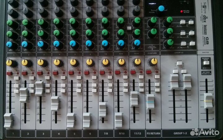 Микшерный пульт Soundcraft Signature 12 MTK