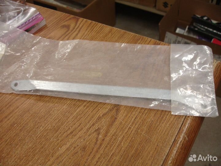 Упорная стойка Ski-Doo Lynx 518326449