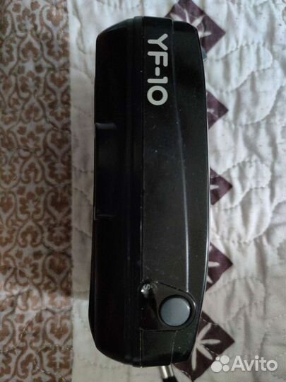 Плёночный фотоаппарат Ricoh YF-10