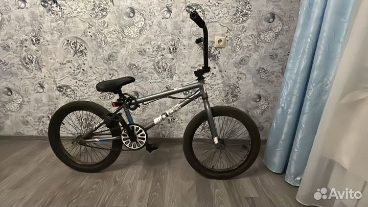 Трюковой велосипед bmx бу