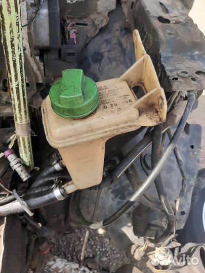 Фольцваген пасат б5 бачок гура гидро бачёк