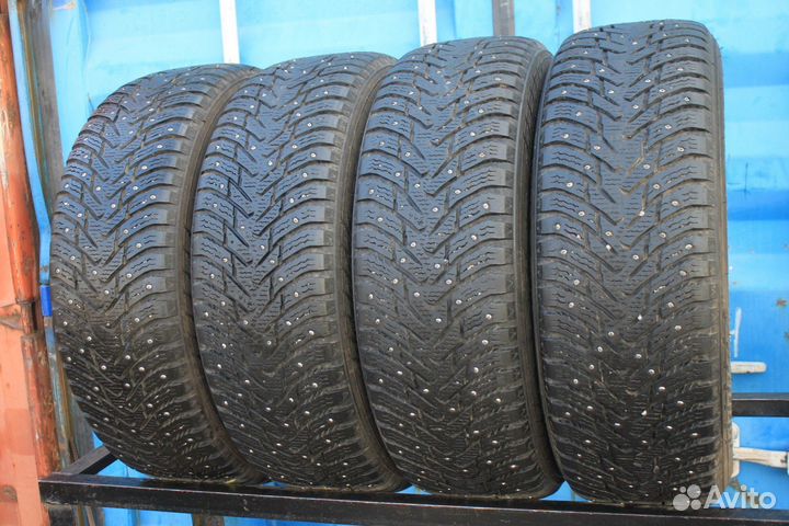 Nokian Tyres Hakkapeliitta 8 245/50 R18 92B