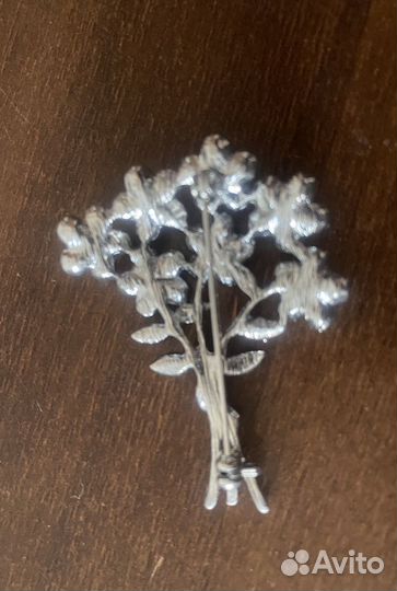 Брошь цветы