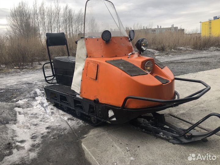 Продам снегоход Буран
