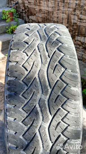 Continental ContiCrossContact AT 215/65 R16 98T