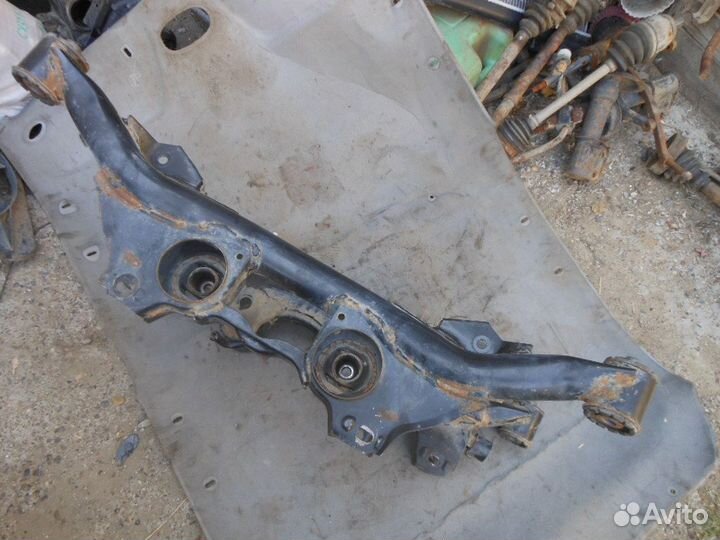 Балка задняя для Suzuki Grand Vitara 2005-2015