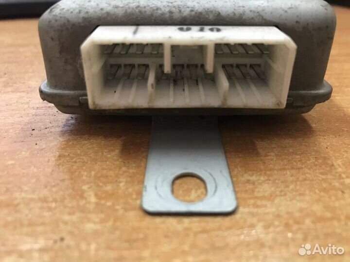 Блок электронный Hyundai Tiburon RD с1996-2001г Ти