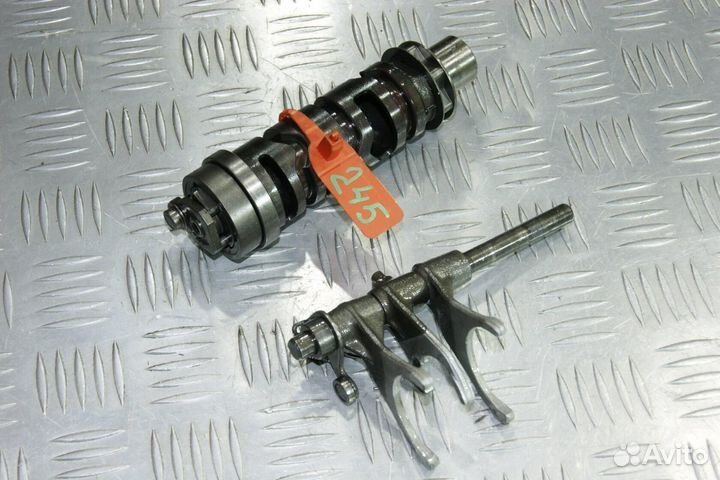 Вал копирный с вилками Suzuki GSX-R400R