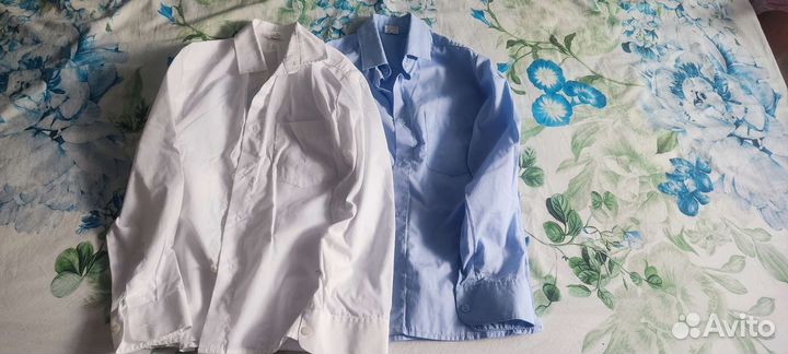 Школьный костюм и 2 рубашки