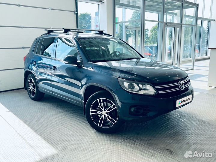 Volkswagen Tiguan 2.0 AT, 2015, 230 000 км