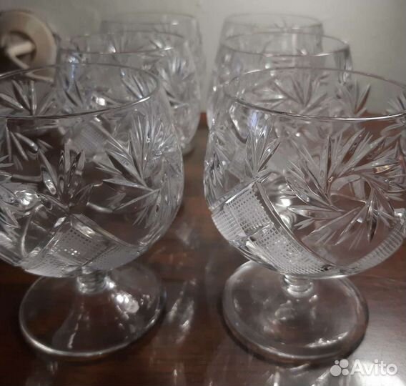 Вазы хрустальные.Фужеры