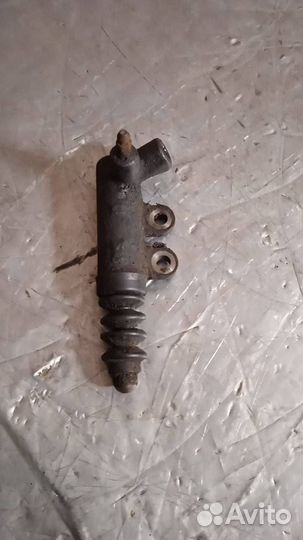 Цилиндр сцепления рабочий Mazda MPV LV 1992