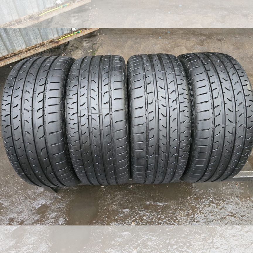 Купить летние шины Continental MaxContact MC6 ⚫ 235/45 R18 в