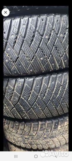Goodyear Ultragrip Ice Arctic 215/60 R16