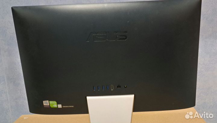 Моноблок asus v222