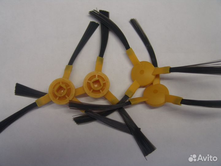 Боковые щётки к роботу-пылесосу