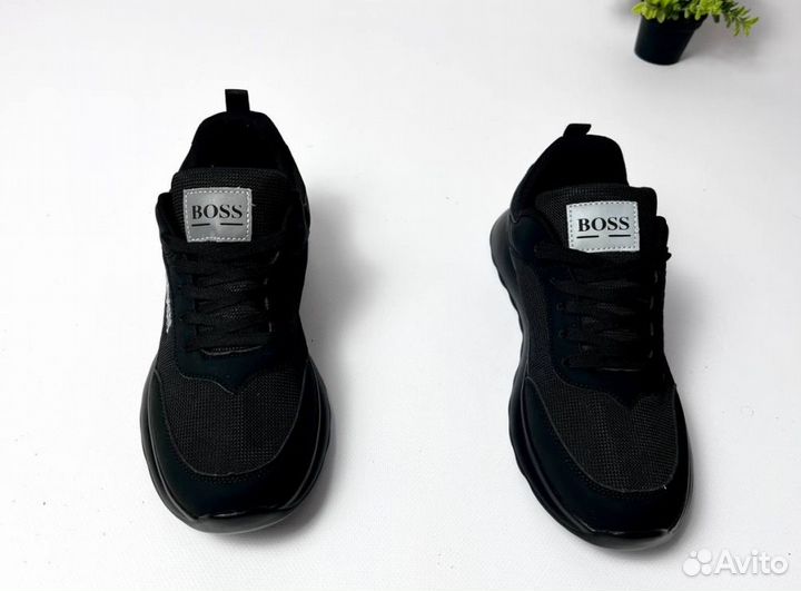 Кроссовки Boss качественные