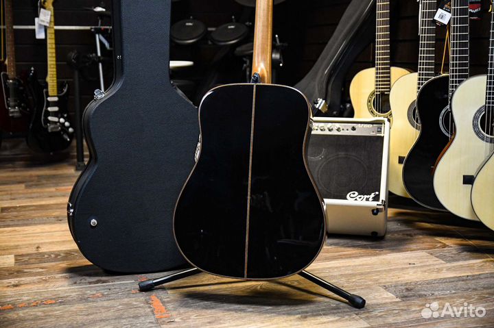 Акустическая Гитара Lag (комплект)