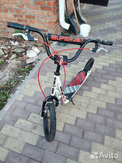 Самокат superjet 700