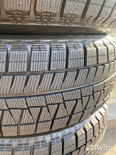 Bridgestone Blizzak Revo GZ 205/60 R16